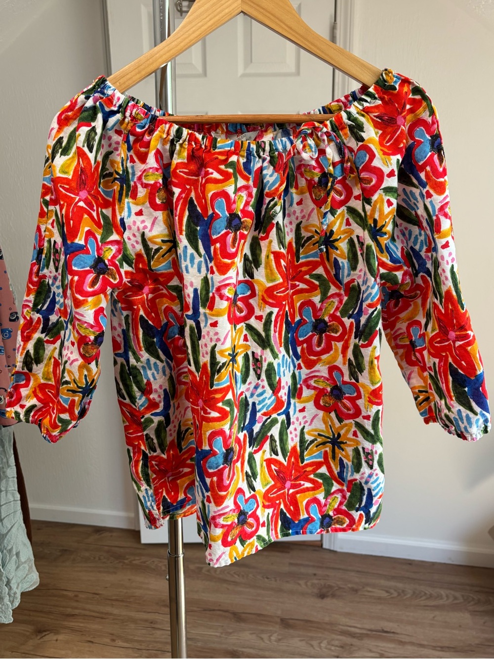 Floral linen blend top, Hester & Orchard size medium
